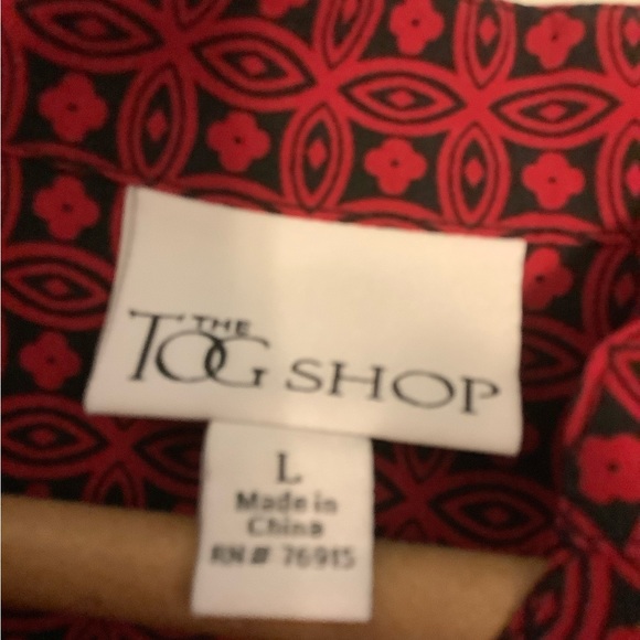 The Tog Shop red (L) blouse, never worn… just like new with no tags! - Picture 3 of 3